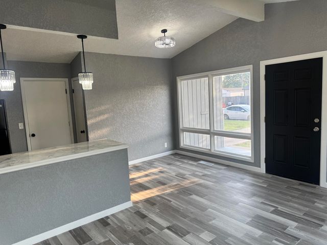 2804 S Everett, Wichita, KS 67217