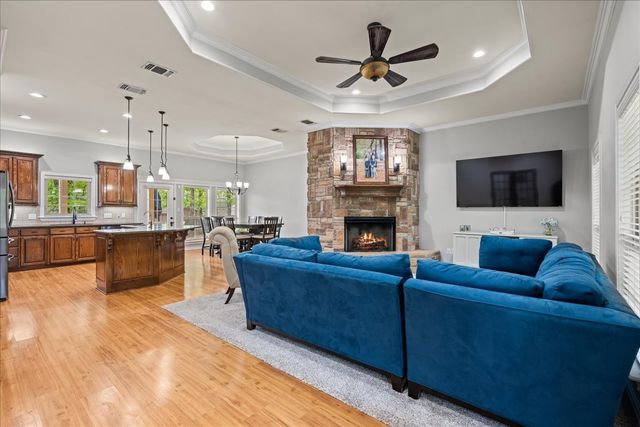 19870 Post Oak Bend, Lindale, TX 75771