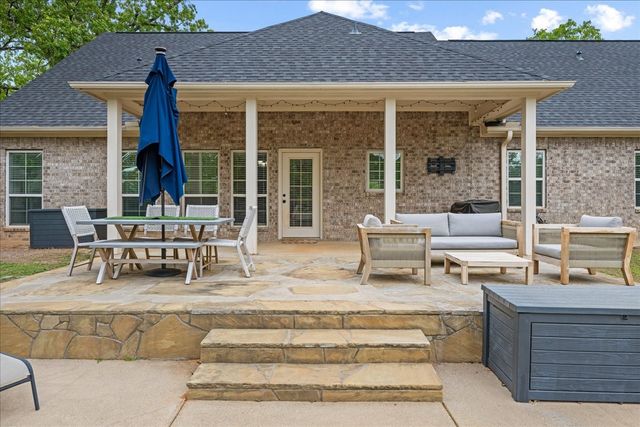 19870 Post Oak Bend, Lindale, TX 75771