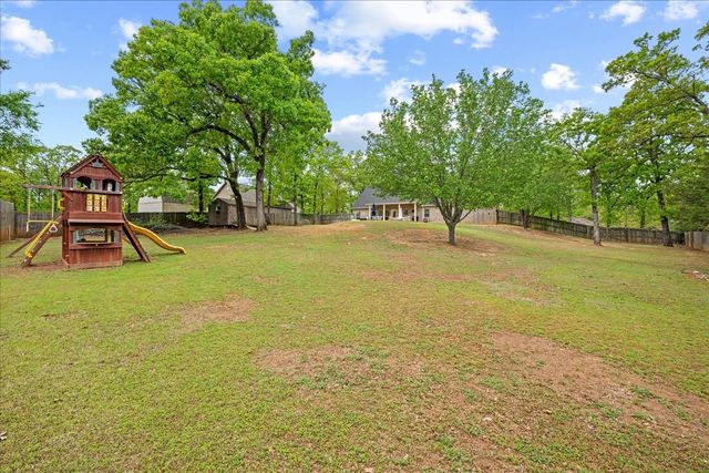 19870 Post Oak Bend, Lindale, TX 75771