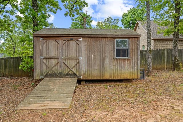 19870 Post Oak Bend, Lindale, TX 75771