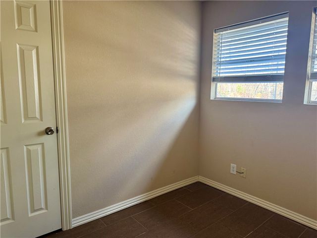 4711 Rocky Ridge Trail, Rogers, AR 72756