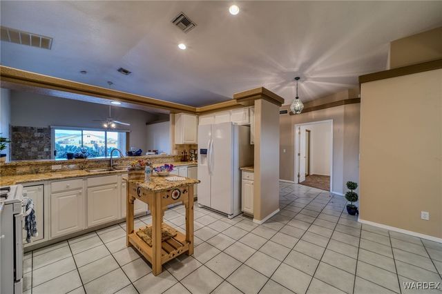 6090 S Bella Vista Drive, Fort Mohave, AZ 86426