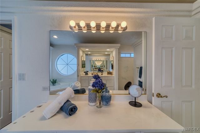 6090 S Bella Vista Drive, Fort Mohave, AZ 86426