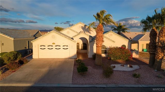 6090 S Bella Vista Drive, Fort Mohave, AZ 86426