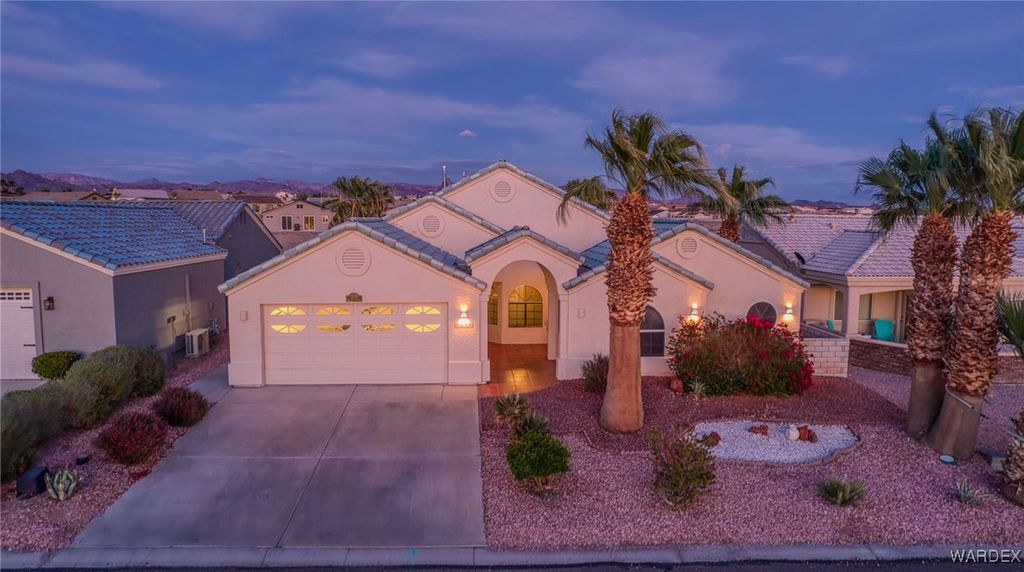 6090 S Bella Vista Drive, Fort Mohave, AZ 86426