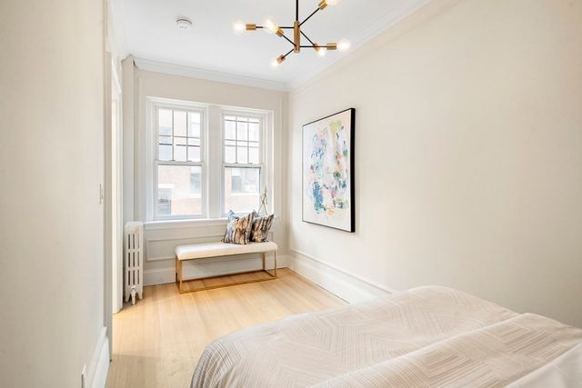 4 Chiswick 34, Boston, MA 02135