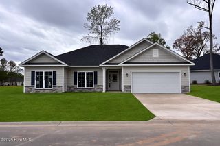 3038 Boverie Street SW, Shallotte, NC 28470