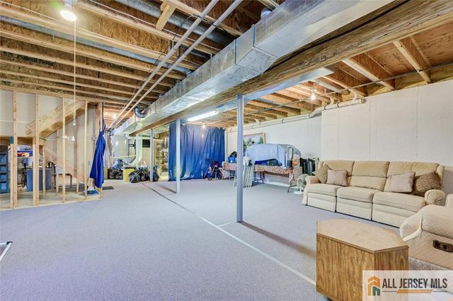 34 Scenic Drive, South Brunswick, NJ 08810