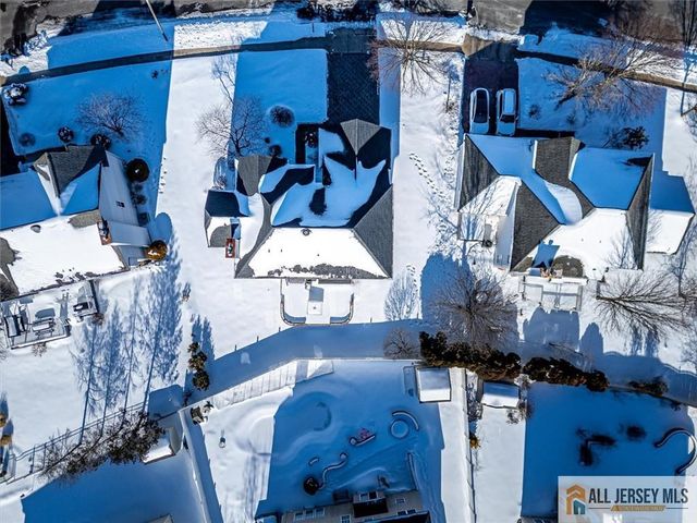 34 Scenic Drive, South Brunswick, NJ 08810