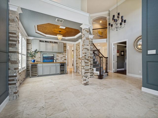 2600 Queen Elaine Drive, Lewisville, TX 75056