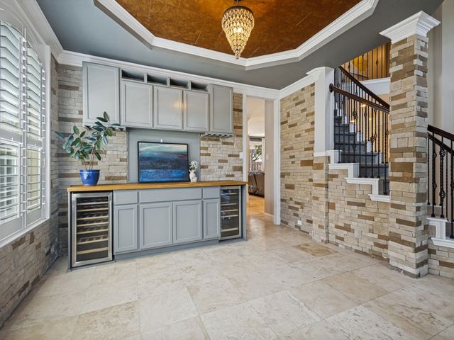 2600 Queen Elaine Drive, Lewisville, TX 75056