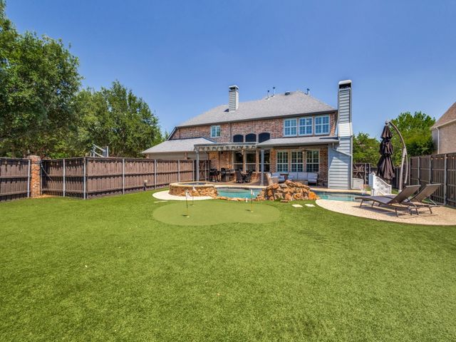 2600 Queen Elaine Drive, Lewisville, TX 75056