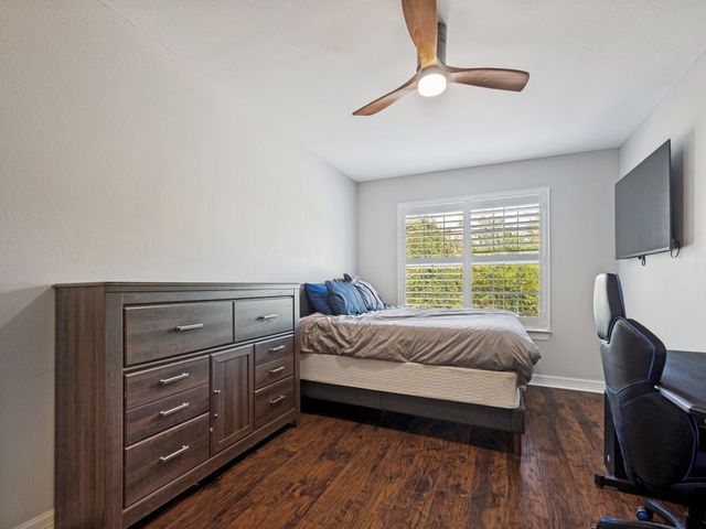 2600 Queen Elaine Drive, Lewisville, TX 75056