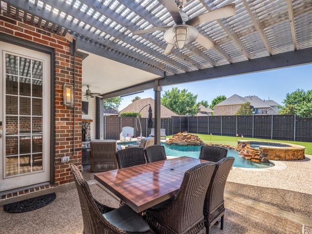 2600 Queen Elaine Drive, Lewisville, TX 75056