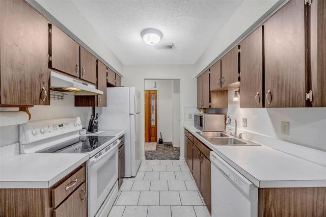 1201 N PALM DRIVE, Plant City, FL 33563