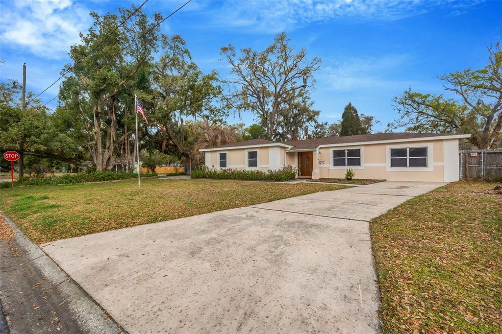 1201 N PALM DRIVE, Plant City, FL 33563