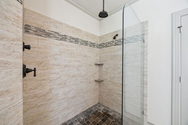 101 Beacon Court, Mabank, TX 75143