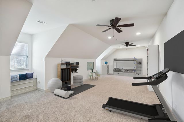 101 Beacon Court, Mabank, TX 75143