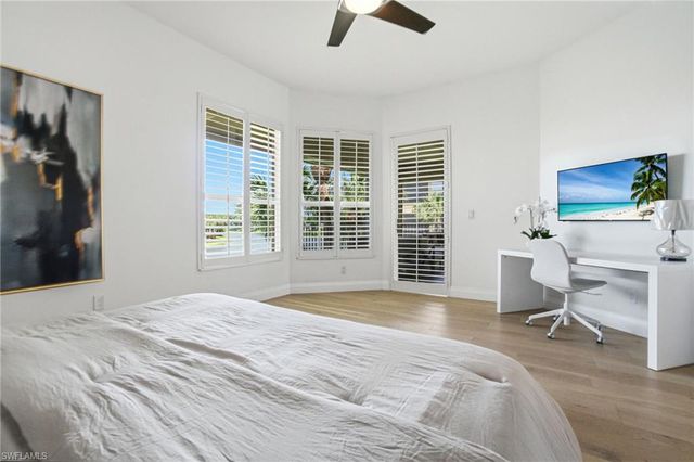 1835 Les Chateaux BLVD 204, Naples, FL 34109