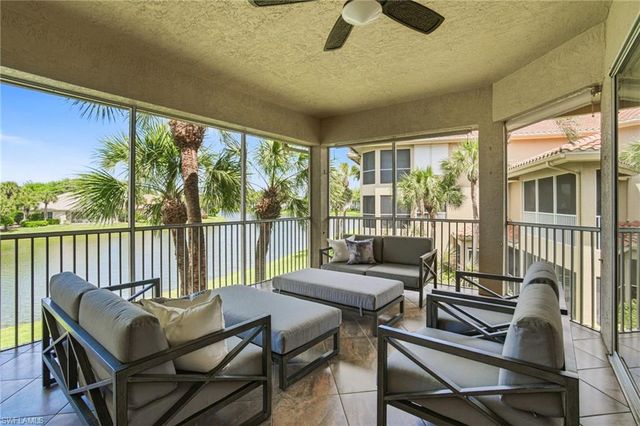 1835 Les Chateaux BLVD 204, Naples, FL 34109