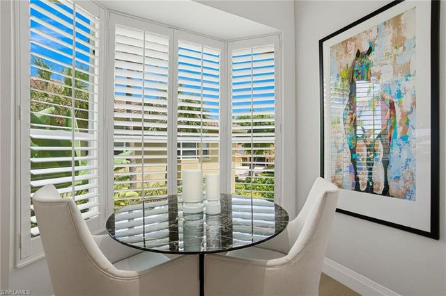 1835 Les Chateaux BLVD 204, Naples, FL 34109