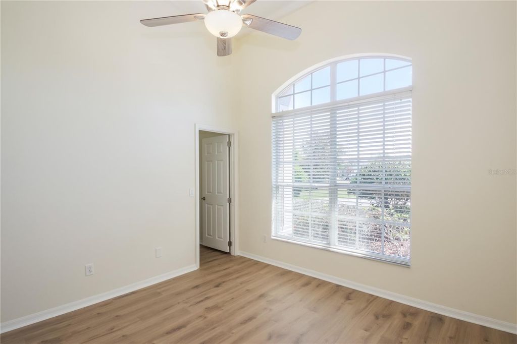 Image 15 of property listing at 140 RANGELINE WOODS COVE, Longwood, FL 32750