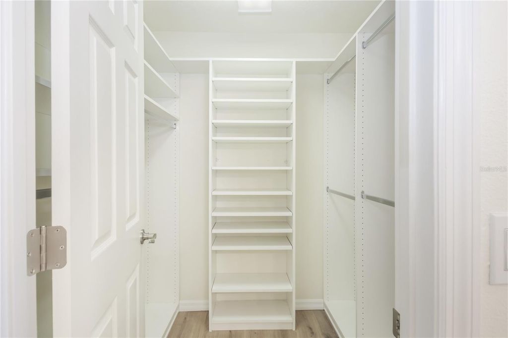 Image 27 of property listing at 140 RANGELINE WOODS COVE, Longwood, FL 32750