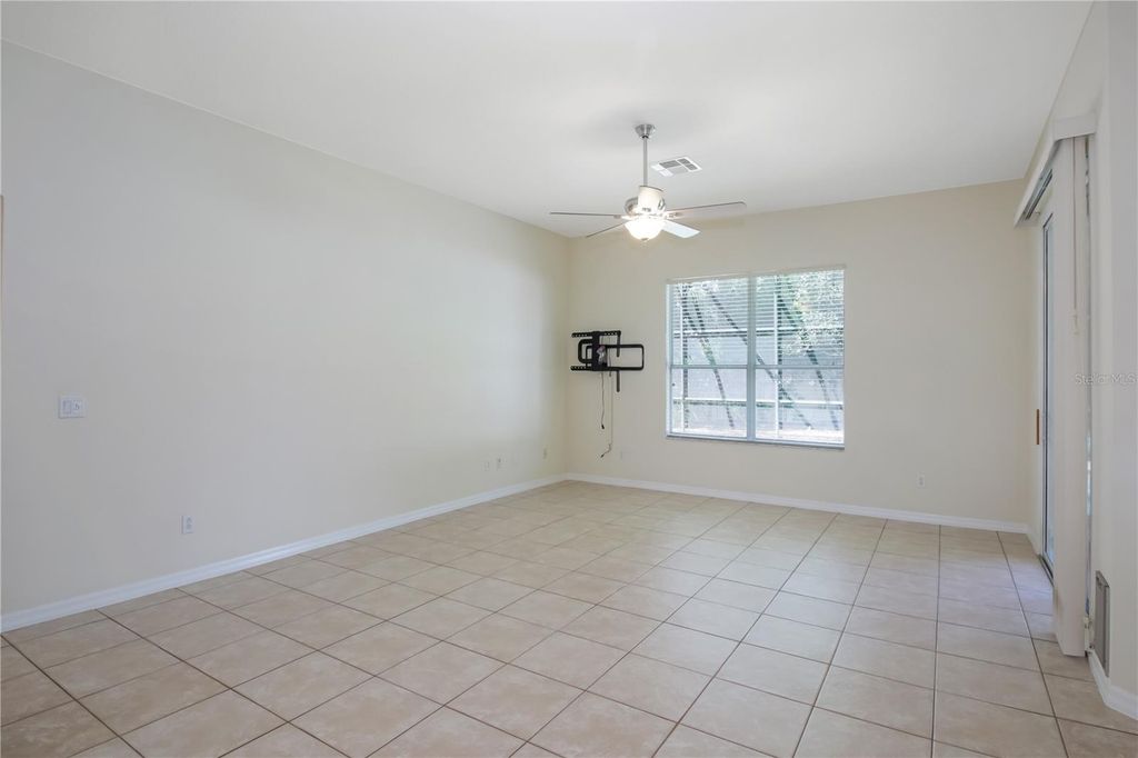Image 5 of property listing at 140 RANGELINE WOODS COVE, Longwood, FL 32750