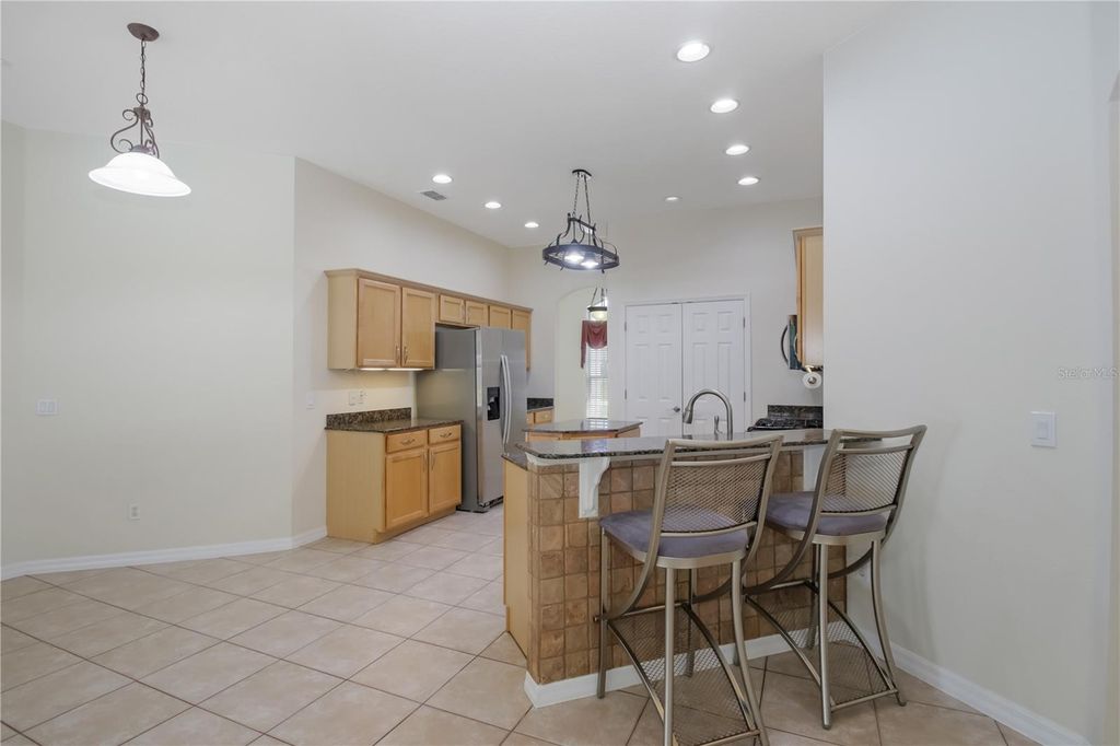 Image 8 of property listing at 140 RANGELINE WOODS COVE, Longwood, FL 32750