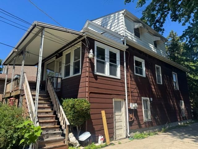 4060 N Mobile Avenue, Chicago, IL 60634