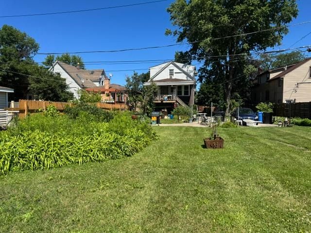 4060 N Mobile Avenue, Chicago, IL 60634