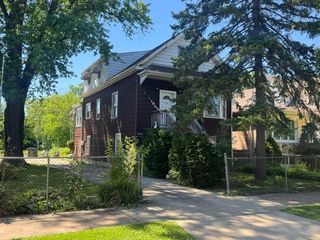 4060 N Mobile Avenue, Chicago, IL 60634