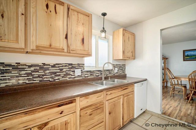 7017 WILLSHIRE BLVD, Cheyenne, WY 82009