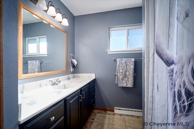 7017 WILLSHIRE BLVD, Cheyenne, WY 82009