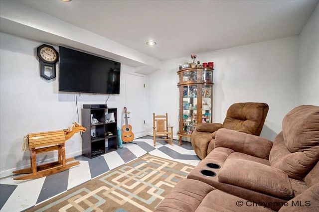 7017 WILLSHIRE BLVD, Cheyenne, WY 82009