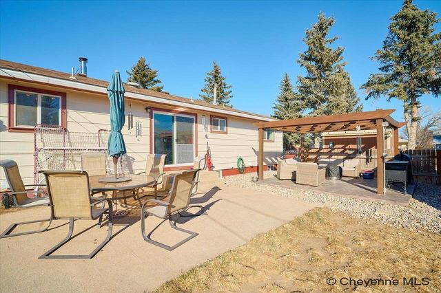 7017 WILLSHIRE BLVD, Cheyenne, WY 82009