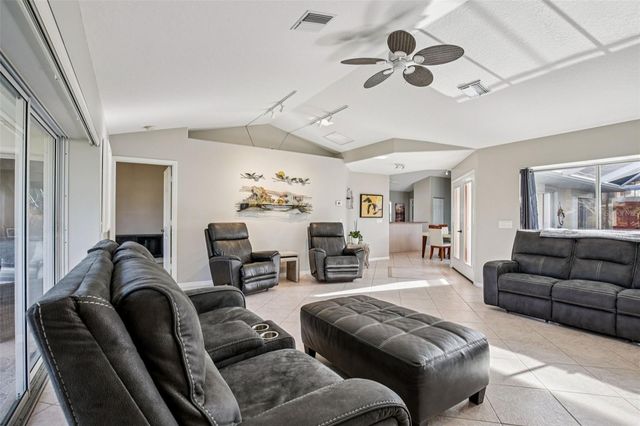 155 COCO PALM DRIVE, Venice, FL 34292