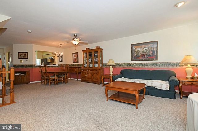 331 IVANHOE CT, Langhorne, PA 19047