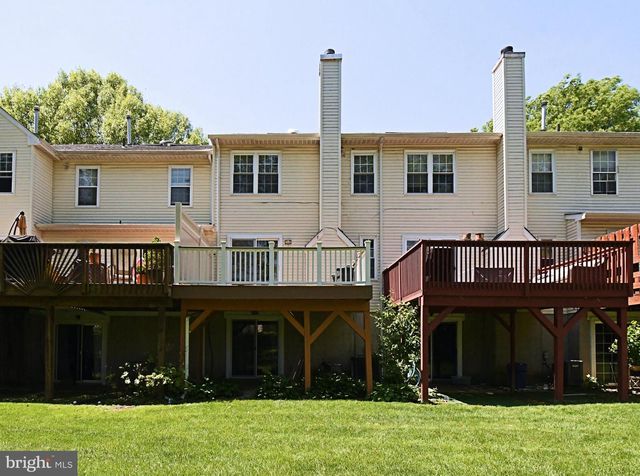 331 IVANHOE CT, Langhorne, PA 19047