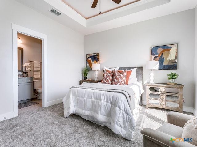 175 Lost Maples Way, Marion, TX 78124