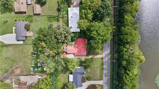 923 Aberdeen Road, High Point, NC 27265