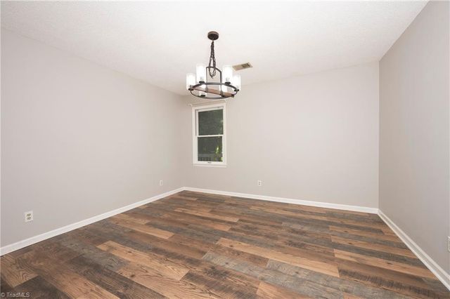923 Aberdeen Road, High Point, NC 27265