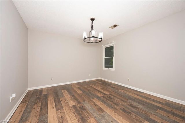923 Aberdeen Road, High Point, NC 27265