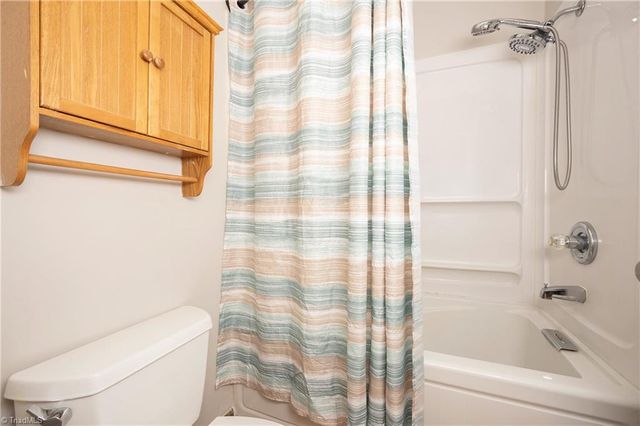 923 Aberdeen Road, High Point, NC 27265