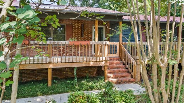 923 Aberdeen Road, High Point, NC 27265