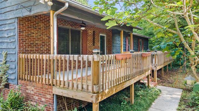 923 Aberdeen Road, High Point, NC 27265
