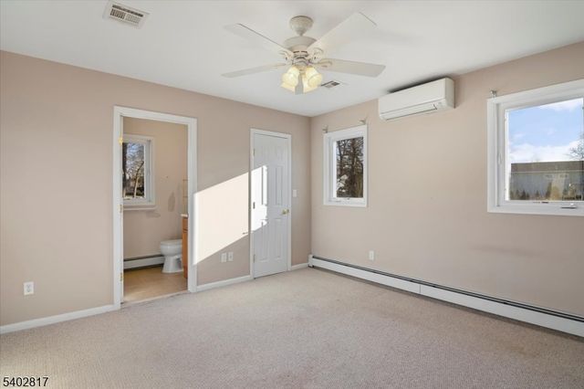 63 W William St, Lincoln Park Boro, NJ 07035