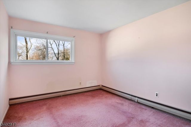 63 W William St, Lincoln Park Boro, NJ 07035