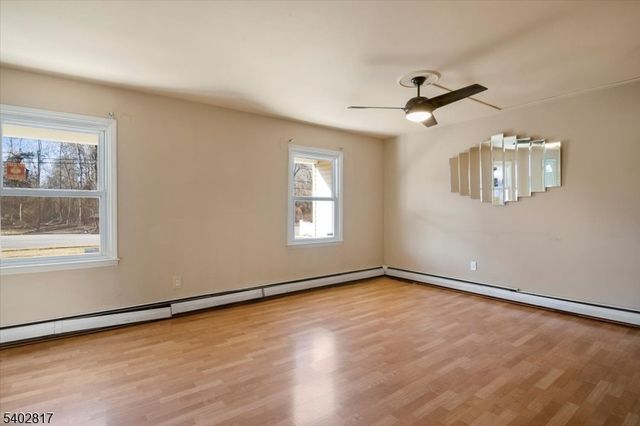 63 W William St, Lincoln Park Boro, NJ 07035